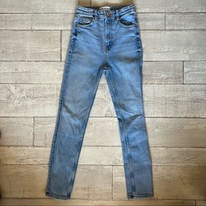 Zara Jeans